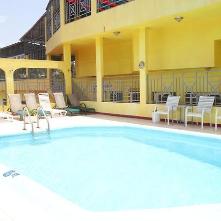 Executive Shaw Park Guest House Ότσο Ρίος Εξωτερικό φωτογραφία
