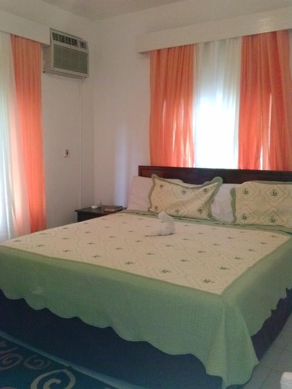 Executive Shaw Park Guest House Ότσο Ρίος Εξωτερικό φωτογραφία