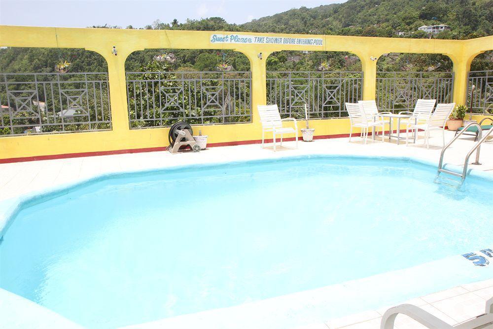 Executive Shaw Park Guest House Ότσο Ρίος Εξωτερικό φωτογραφία