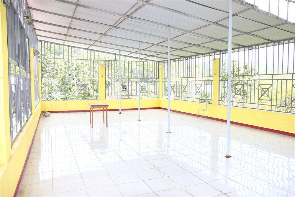 Executive Shaw Park Guest House Ότσο Ρίος Εξωτερικό φωτογραφία