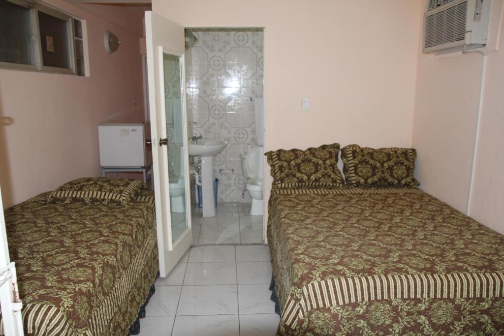 Executive Shaw Park Guest House Ότσο Ρίος Εξωτερικό φωτογραφία