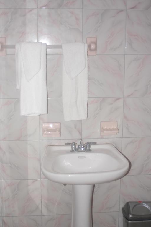 Executive Shaw Park Guest House Ότσο Ρίος Εξωτερικό φωτογραφία
