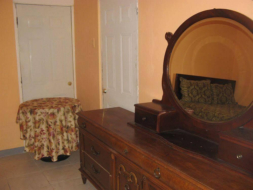 Executive Shaw Park Guest House Ότσο Ρίος Εξωτερικό φωτογραφία